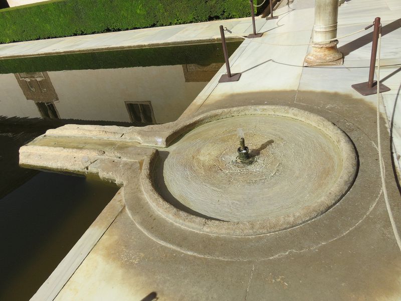 Fountain filling the reflecting pool