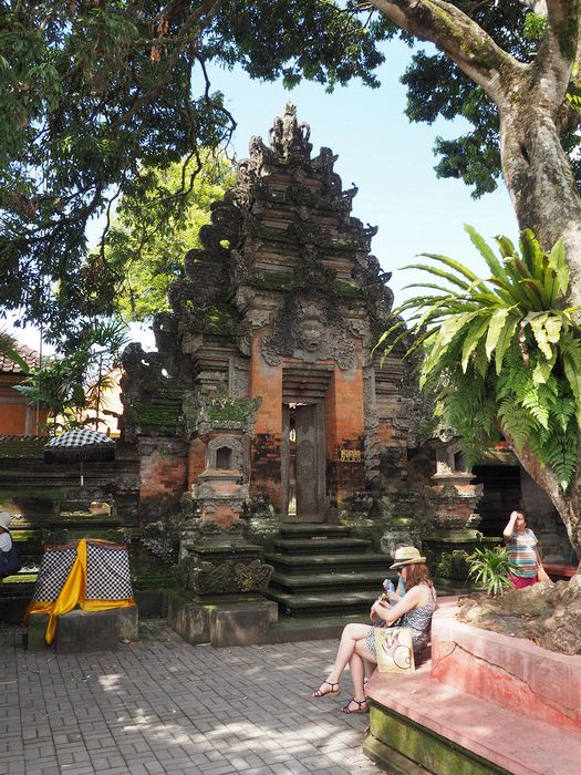 A side gate at the palace