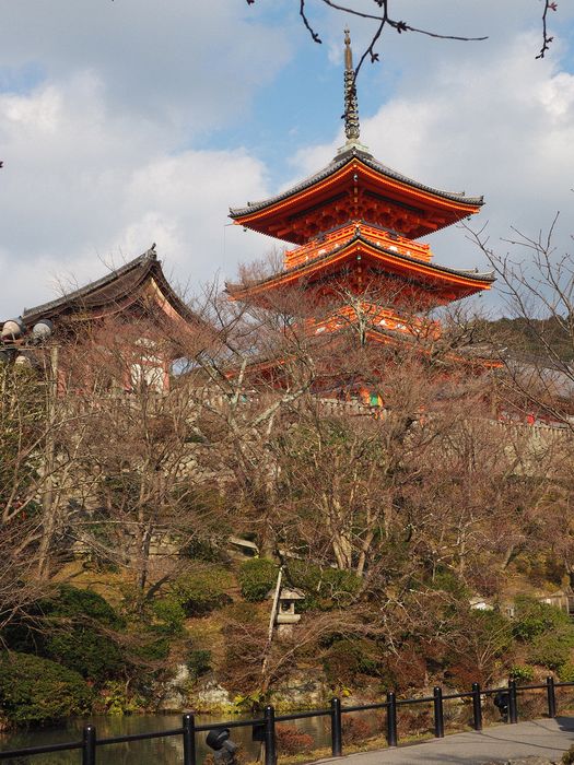 Another view of the three-storied pagoda