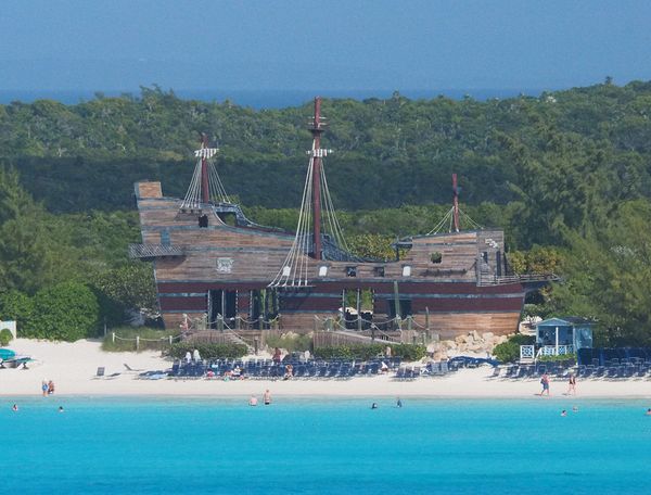 The pirate ship bar empties out as we prepare to leave