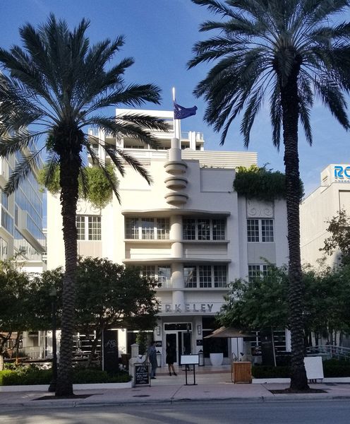 The Berkeley Shores Hotel is very art deco