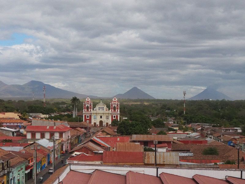 Another view of Leon