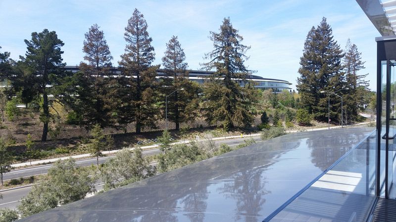 Apple's brand new 'spaceship' building
