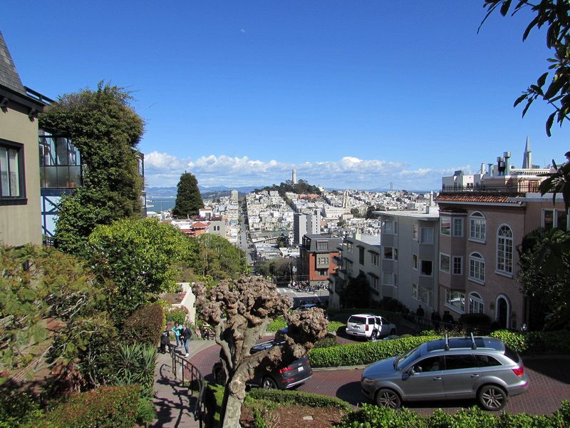 The crooked street with Coit Tower in the background