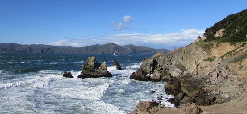 Waves on the rocks