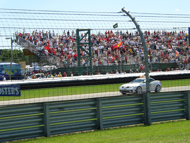 16-safety car