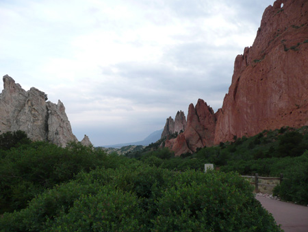 007 Garden of the Gods valley