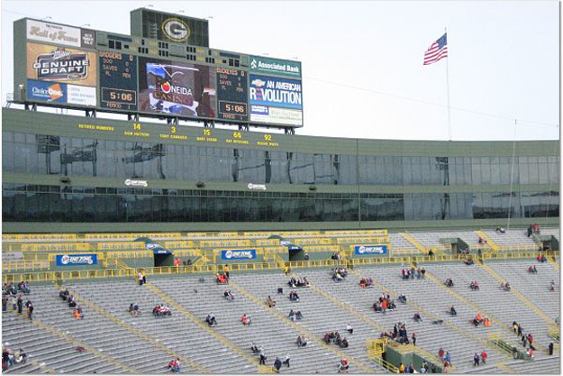 12-inside Lambeau before game