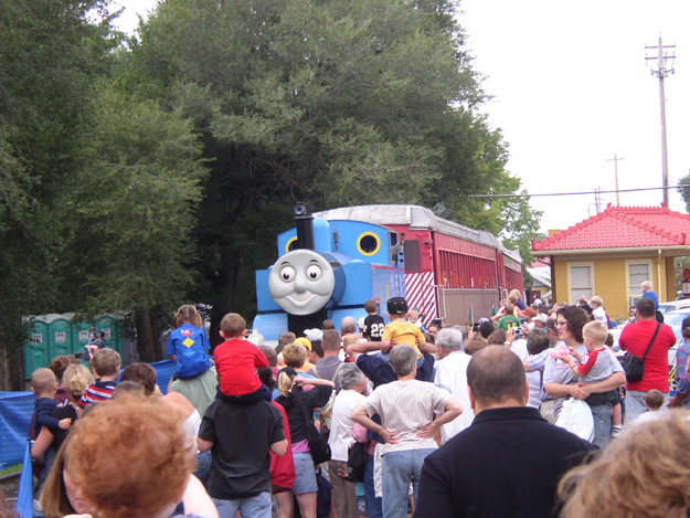 02-Thomas pulling into the station