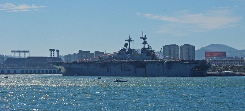 USS Essex LHD 2 amphibious assault ship