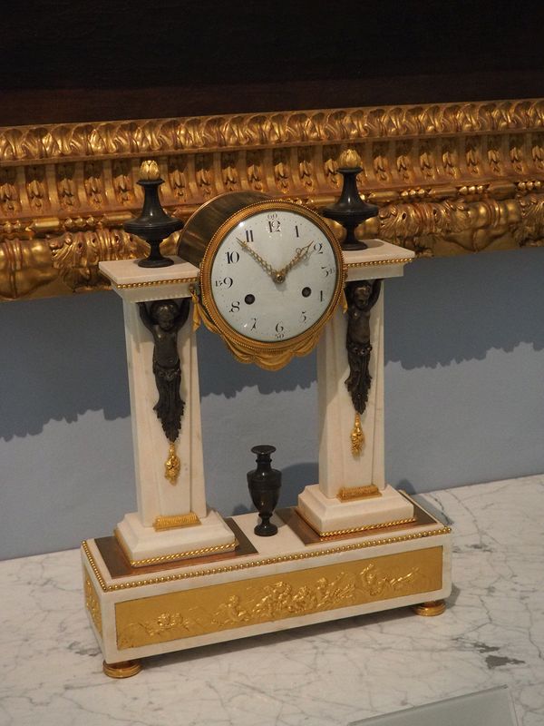 Pretty clock