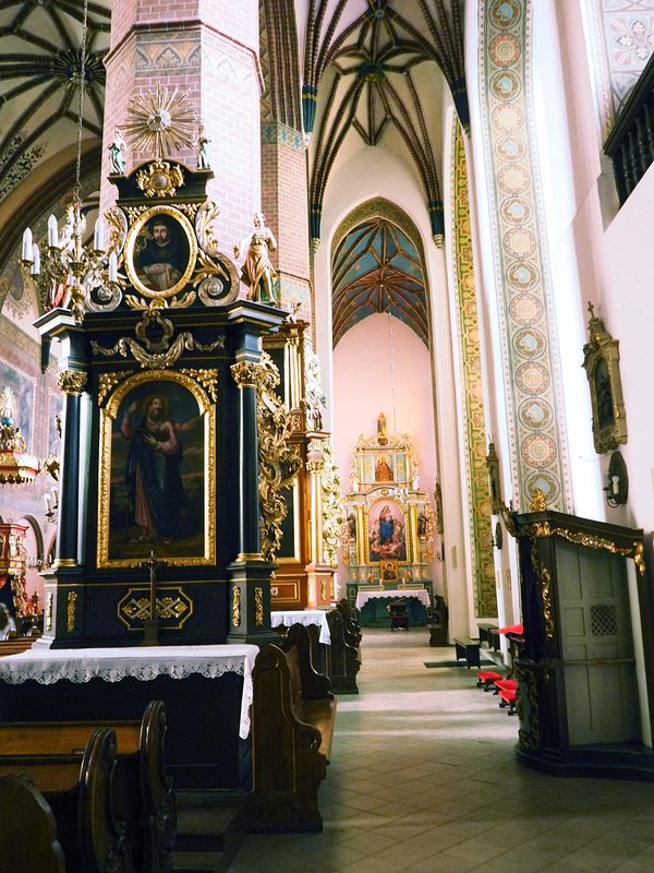 More chapels