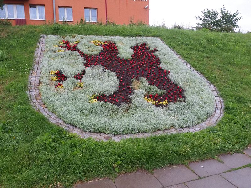 Polish coat of arms in flowers