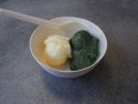 We have to guess the flavors (saffron and banana with seaweed)